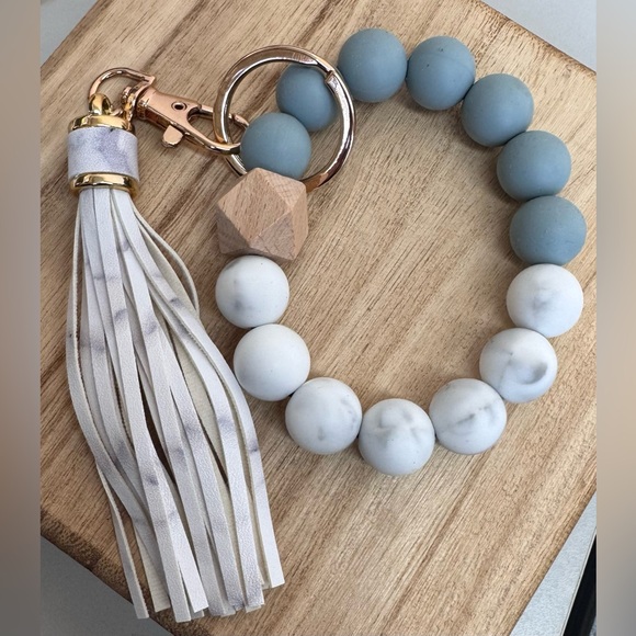 Keychain - Picture 2 of 2